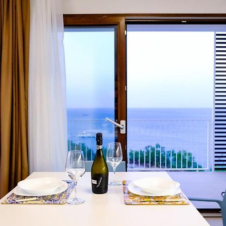 Sol Y Mar Camere E Appartamenti 카스텔라마레델골포 외부 사진